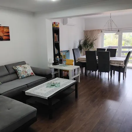 Apartament/pietro Domu Charzykowy
